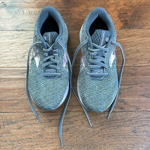Brooks running shoes, women’s 8.5